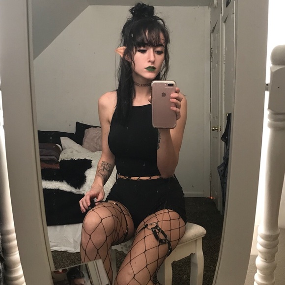 paleskinfox